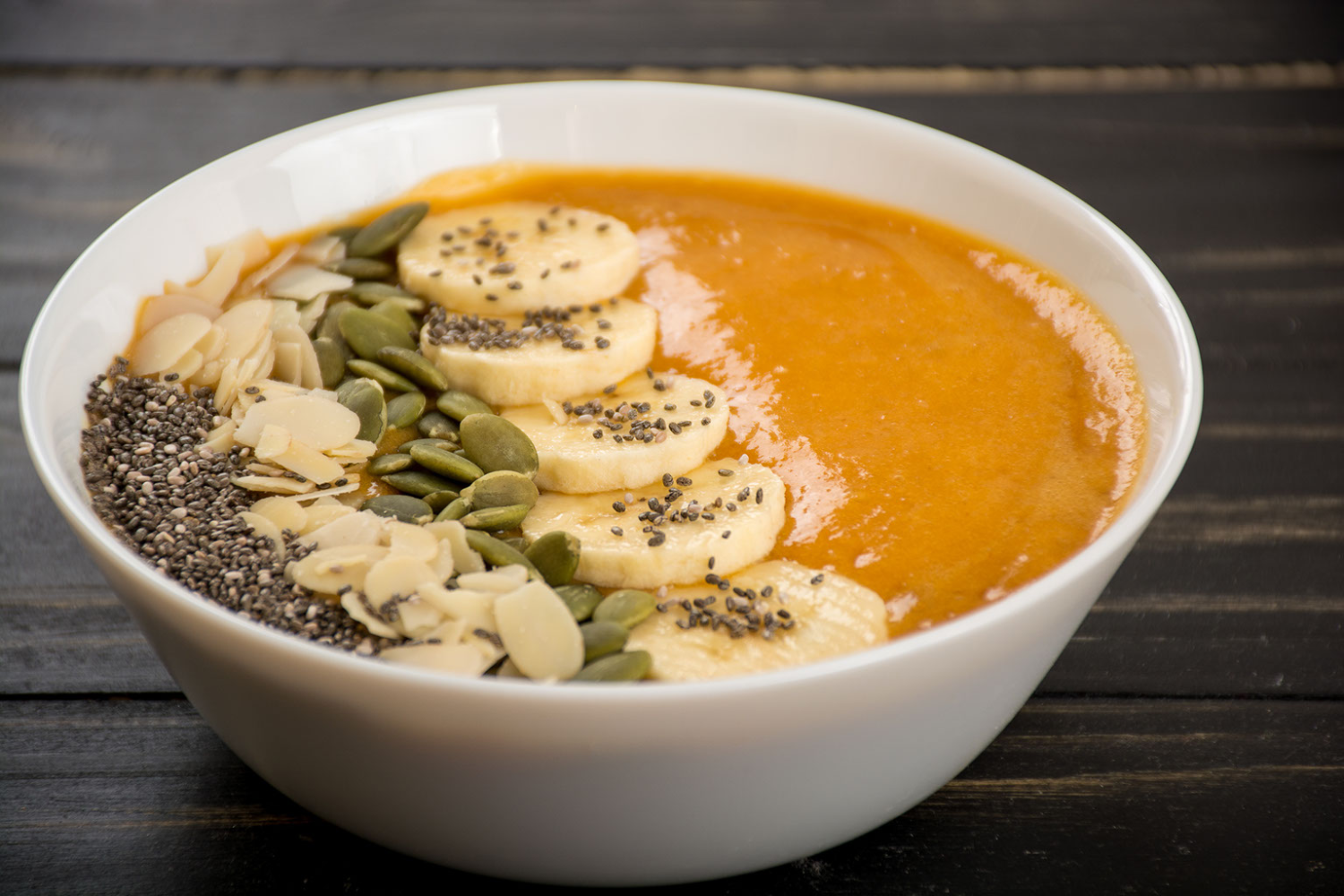 How To Make A Pumpkin Chai Smoothie bowl With Baobab Powder